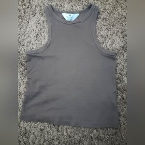 A brown shirt, that from H&M